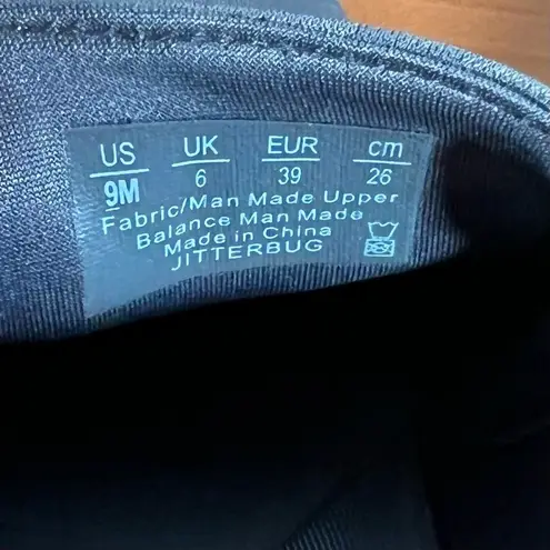 Bzees Jitterbug Women’s Grey Camo Slip On Shoe Size 9 #B1638 Gray