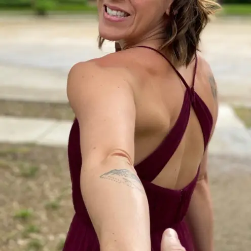 Hayley Paige Occasions NEW burgundy tulle bridesmaid dress - 5758