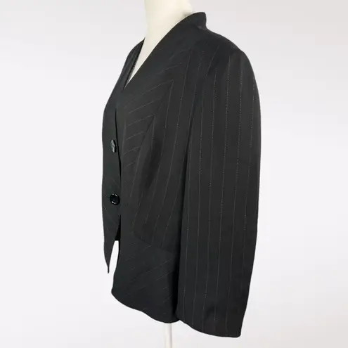 Tahari Arthur S. Levine Pinstripe Blazer Jacket Black Size 18