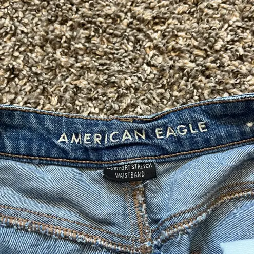 American Eagle High Rise Distressed Mom Shorts Size 10