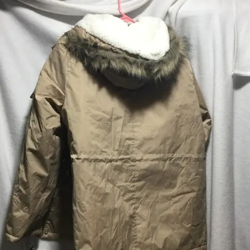 Bella Donna Moda Italiana Beige Quilted Lined Parka Jacket with Faux Fur Hood XL Tan