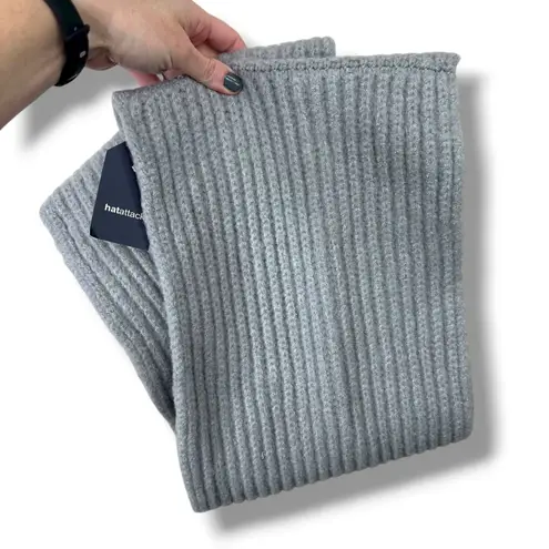 Hat Attack NWT Lodge Loop Light Grey Soft Ribbed Thick Knit Scarf One Size Gray