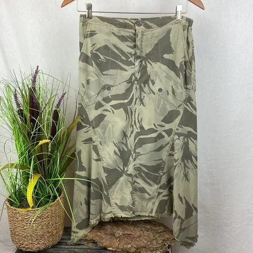 XCVI Camouflage Print asymmetric hem Midi Skirt XS