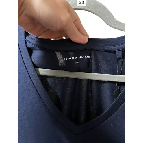 Universal Standard Foundation Long Sleeve V-Neck Tee NWT Size 2-4