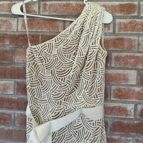 Tadashi Shoji One Shoulder Scalloped Embroidered Dress Women’s 4 Cream Elegant