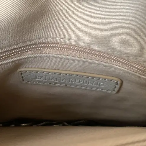 Banana Republic  purse