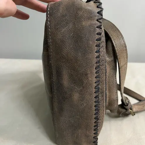 Patricia Nash 🔥 Tooled Leather Crossbody Messenger – Handcrafted Vintage