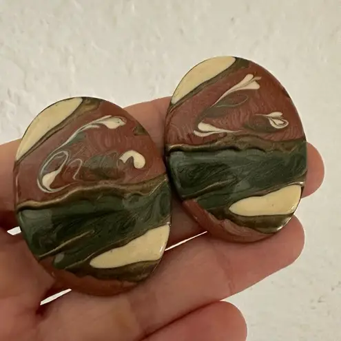 Vintage 80's Retro oval Painted Earrings