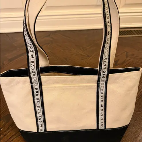 Baggu  X Sandy Liange cream and Black Canvas Tote Bag