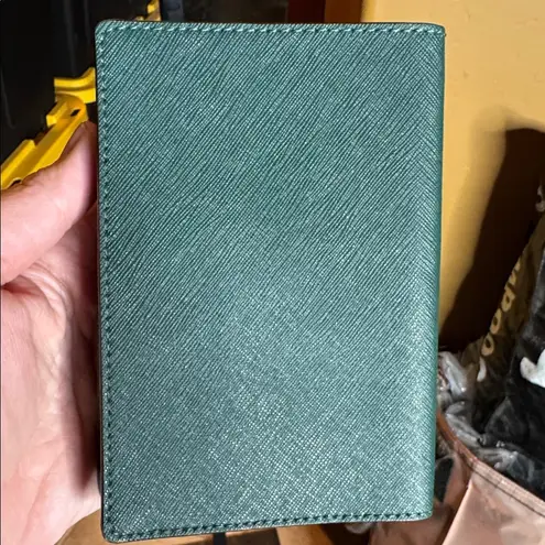 Kate Spade Forest Green Fox Passport Holder Blaze A Trail Leather - Image 6