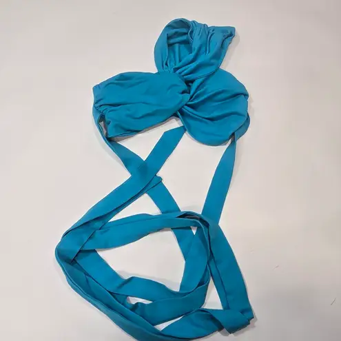 Aura YAURA Ara Top in Cyan