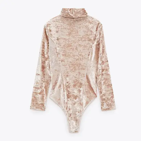 ZARA  Crushed Velvet bodysuit Princess Seam Ecru Size Large