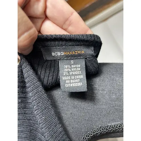 BCBG MAXAZRIA Black V Neck Sweater Vest Top Sleeveless‎ Size S