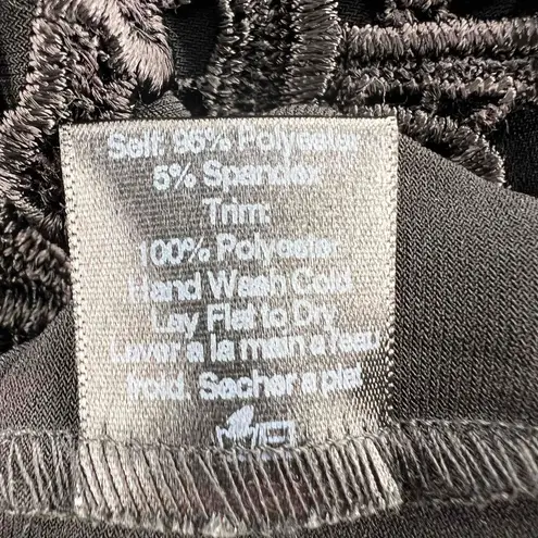 Dress the Population One Rad Girl By Black Bodycon Lace Back & Neckline Medium