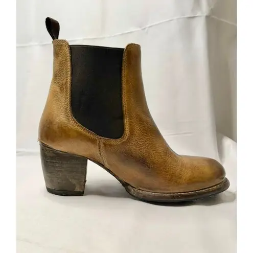 Bed|Stü Leather Goodyear