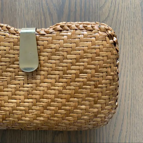 Vintage Marshall Fields Woven Straw Natural Clutch in Tan with Gold Closure