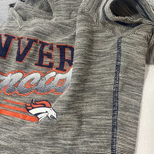 NFL Team Apparel  Denver Broncos Gray Distressed Logo Womens Tee sz M