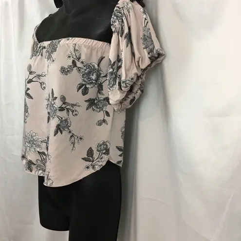 Don’t ask why Italian off the shoulder floral top Pink Size undefined