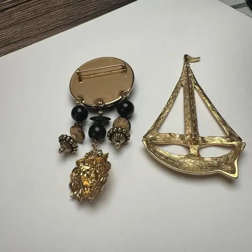 Nautical Sailboat Ship & An Animal Print Beaded Brooch Pin Lot Of 2 Gold Tone