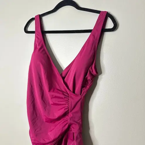 Jantzen Classic One Piece Women 12 Swimsuit Swim Beach Resort Padded Magenta