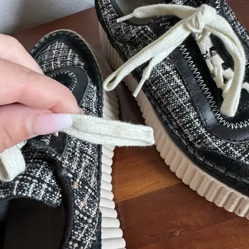 Dolce Vita Black Tweed Dolen Lace Up Fashion Sneaker Womens 7.5 Blokecore