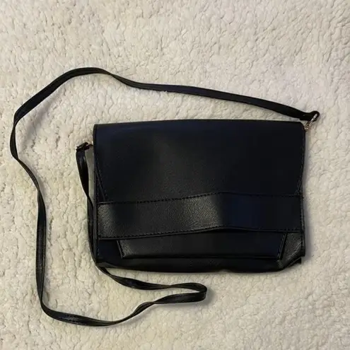 Summer & Rose Celine Crossbody - Vegan Leather