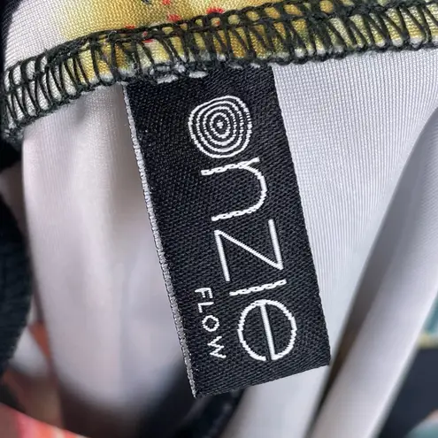 Onzie Flow Sacred Garden Leggings Black Floral Women's Size S/M Workout Yoga