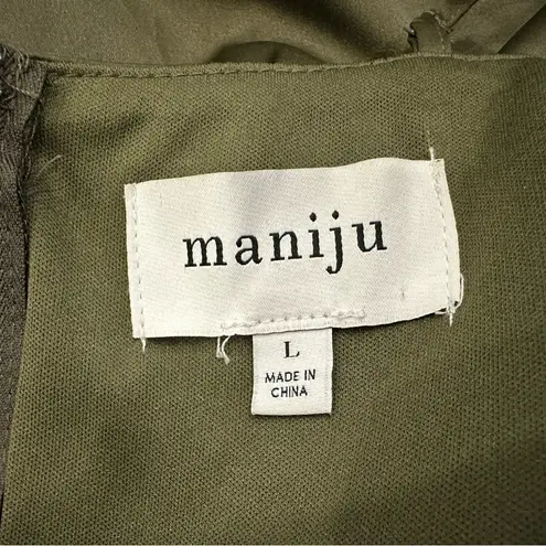 Maniju Green Satin Beaded Detail Cowlneck Gown Large L