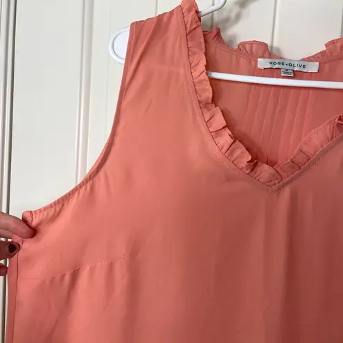 Rose + Olive NWOT women’s orange peach ruffle v-neck sleeveless blouse medium