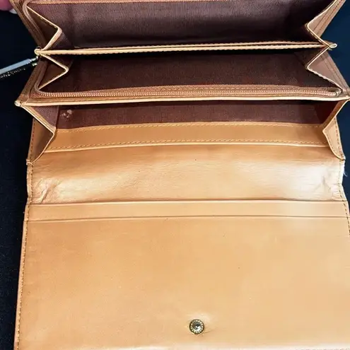 Pinky & Dianne Long Wallet