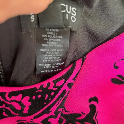 Enfocus Studio hot pink and black paisley pleated dress