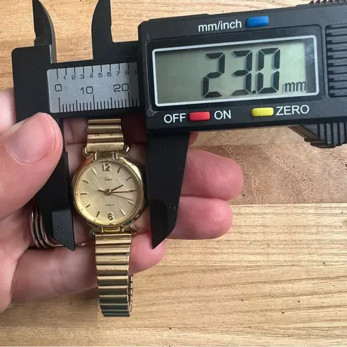 Timex Ladies Watch Vintage Gold-Tone Stainless Steel Stretch Band and Dial