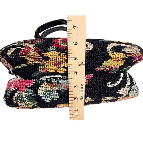 JR Floral Tapestry Handbag Carpet Bag Flower Purse USA 11x7 Metal Frame Vintage Black