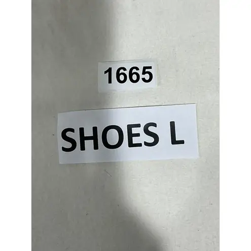 Womans Adrienne Villadina Av