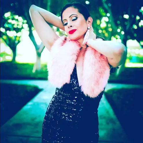 New York Cara Lt Pink faux fur boa