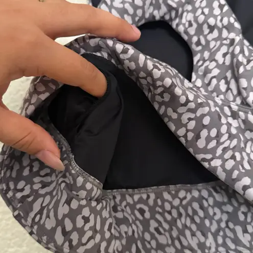 Varley Let's Move Harris Sports Bra grey & black size Large