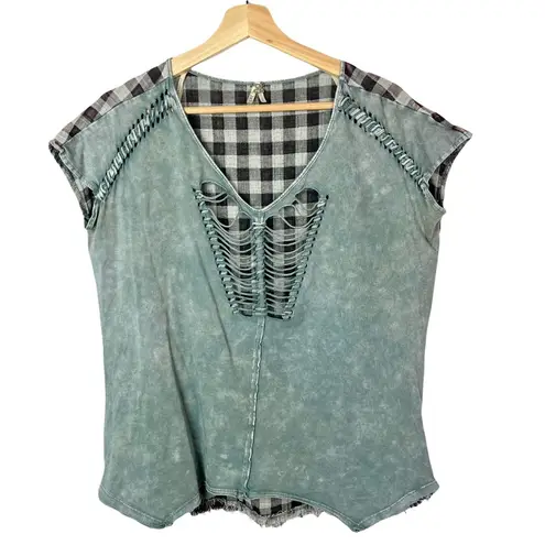 Gimmicks by BKE Laser Cut Blue Plaid Short Sleeve Blouse S