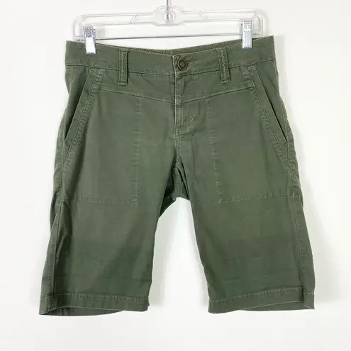 CAbi  Ivy League Green Utility Pocket Bermuda Shorts Style #816 Size 2