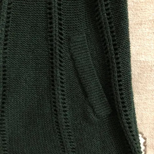 BCBGMAXAZRIA  Knit Short Sleeve Green Sweater