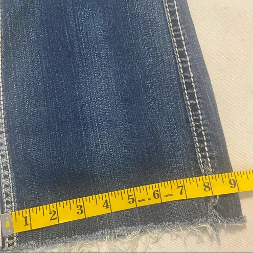 Silver Jeans Twisted Blue Jeans Bootcut Low Rise Med Wash Distressed Size 29