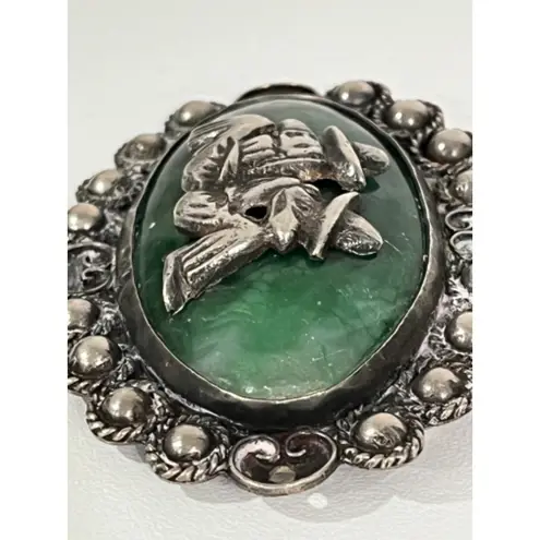Vintage Mexico Sterling Silver Brooch Pin Jade sleeping Figures Oval Green