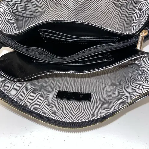 JEN & CO Black White Canvas Versatile Wristlet Crossbody Bag Purse