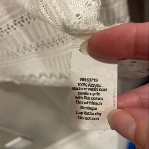 Notations Cute creamy crochet trim open front cardigan vintage y2k