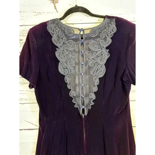 Maggy London Women's by Kenneth Nolan Purple Velvet Dress size 14
