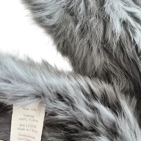 Annabelle New York Real Rabbit Fur Gray Infinity Scarf