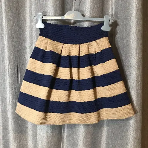 Pleated Stripe Puffy Navy Tan Structured FSR Skirt Blue Size L