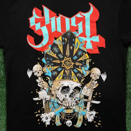 Ghost Papa Emeritus IV Skull and Crossbones Heavy Metal Band T-Shirt Medium