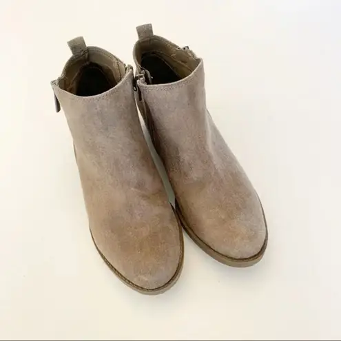 Carlos Santana Carlos‎ by  Faux Suede Ankle Boot 6.5