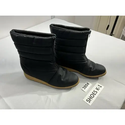 Womans Bee Size 9.5 W Black Zip Up Quilted Ankle Snow Boots