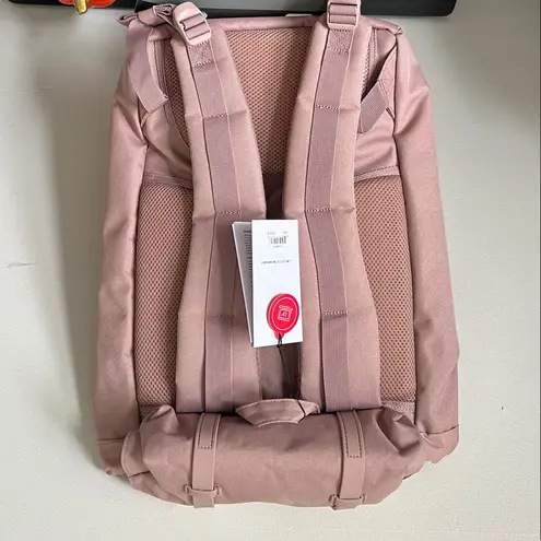 Herschel Supply Company π Herschel Little America Backpack β Rose Pink πΈ
Brand new with tags β